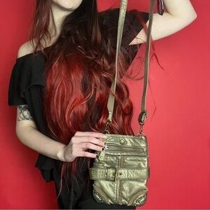 Gold green grungy mini purse 🤎💚​​​​​​​​​​​​​​​​​​​​​​​​​​